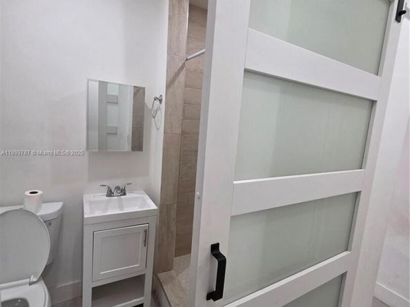 1102 NW 103rd Street, Miami FL 33150