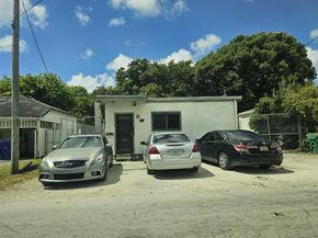 140 NE 83rd St, Miami FL 33138