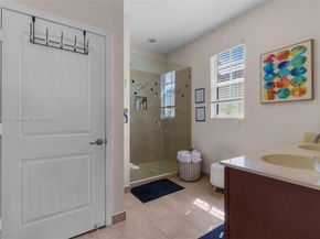 278 SW 7th Ct, Pompano Beach FL 33060