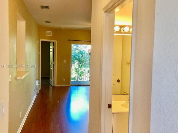 1165 Golden Lakes Blvd 1226, West Palm Beach FL 33411