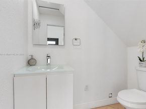 11761 SW 226th Ter, Miami FL 33170