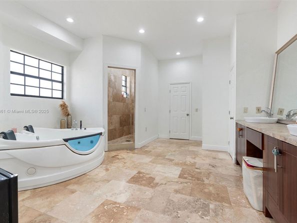 11761 SW 226th Ter, Miami FL 33170