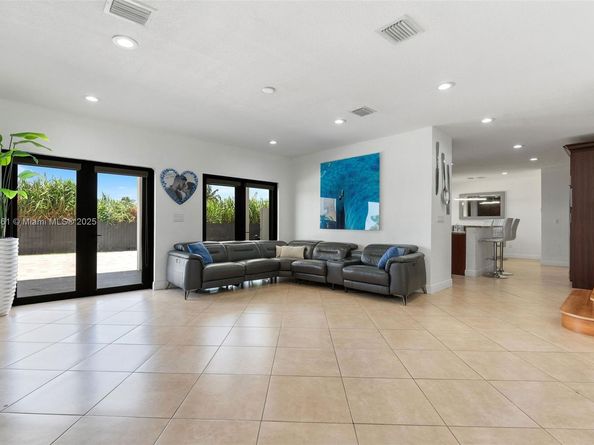 11761 SW 226th Ter, Miami FL 33170