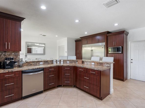 11761 SW 226th Ter, Miami FL 33170