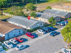 3020 NW 2nd St, Pompano Beach FL 33069