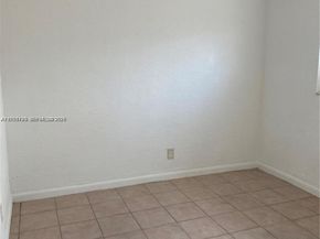 3020 NW 2nd St, Pompano Beach FL 33069