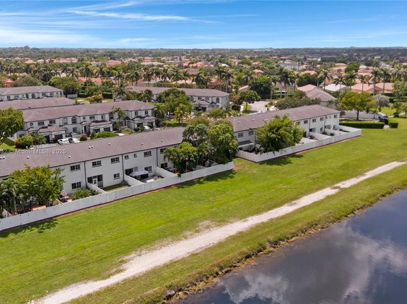 12913 SW 49th Ct, Miramar FL 33027