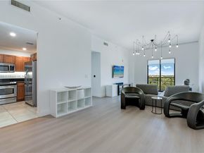 8395 SW 73rd Ave 517, Miami FL 33143