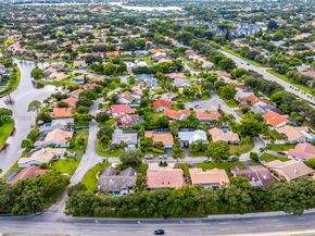 663 NW 107th Ln, Coral Springs FL 33071