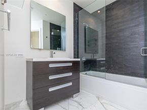 901 Brickell Key Blvd 3407, Miami FL 33131