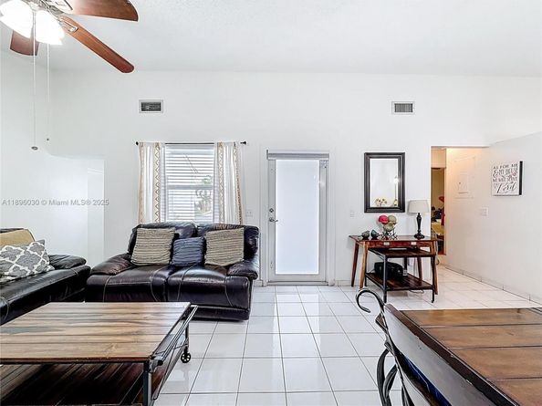 14433 SW 95th Ter, Miami FL 33186