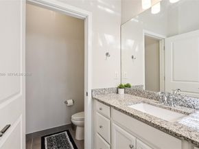 10828 SW 235 St, Miami FL 33032