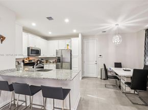 10828 SW 235 St, Miami FL 33032