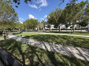 10828 SW 235 St, Miami FL 33032