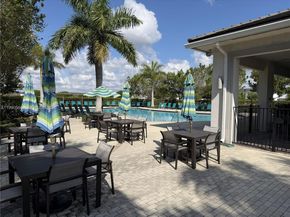 10828 SW 235 St, Miami FL 33032