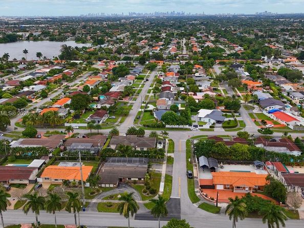 1331 SW 102nd Ave, Miami FL 33174