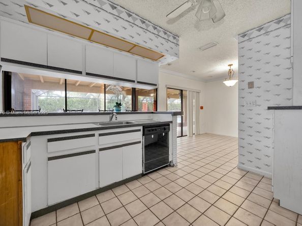 1331 SW 102nd Ave, Miami FL 33174