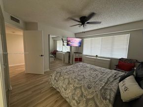 1400 SW 137th Ave 411F, Pembroke Pines FL 33027