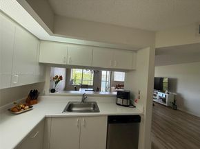 1400 SW 137th Ave 411F, Pembroke Pines FL 33027