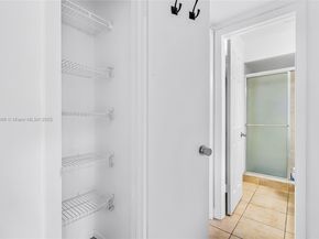 2500 SW 81st Ave 402, Davie FL 33324