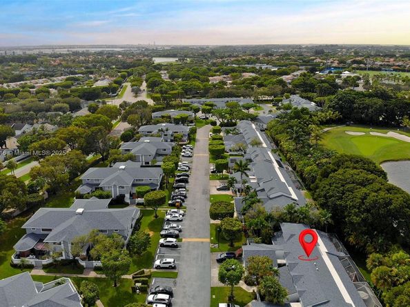 10001 NW 52nd Ter, Doral FL 33178