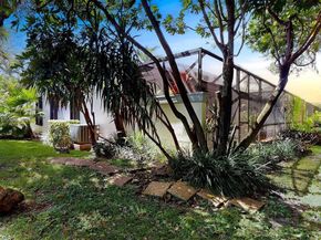 10001 NW 52nd Ter, Doral FL 33178