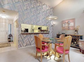 10001 NW 52nd Ter, Doral FL 33178