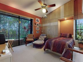 10001 NW 52nd Ter, Doral FL 33178