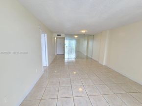 15600 NW 7th Ave 709, Miami FL 33169