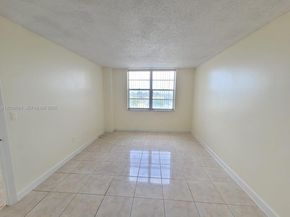 15600 NW 7th Ave 709, Miami FL 33169