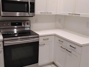 519 Talavera Rd, Weston FL 33326