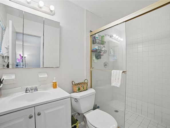 6400 Sheridan St, Hollywood FL 33024