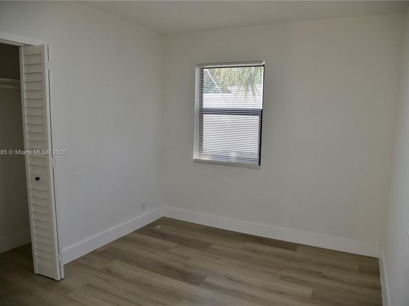 1613 NW 12th St, Fort Lauderdale FL 33311
