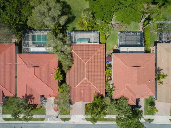 1490 SW 159th Ave, Pembroke Pines FL 33027