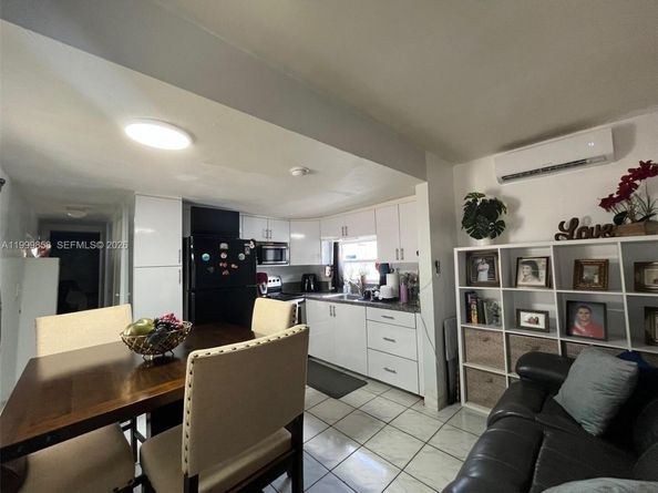 425 E 33rd St, Hialeah FL 33013