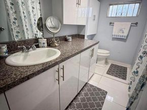 425 E 33rd St, Hialeah FL 33013