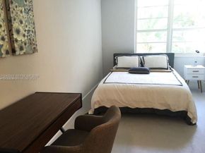 100 Lincoln Rd 426, Miami Beach FL 33139