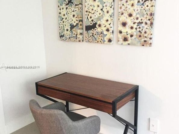 100 Lincoln Rd 426, Miami Beach FL 33139