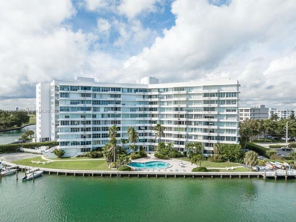 9101 E Bay Harbor Dr 705, Bay Harbor Islands FL 33154