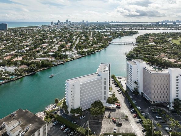 9101 E Bay Harbor Dr 705, Bay Harbor Islands FL 33154