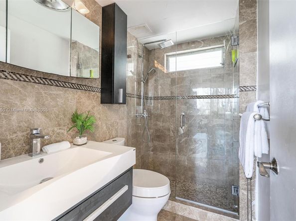 9101 E Bay Harbor Dr 705, Bay Harbor Islands FL 33154