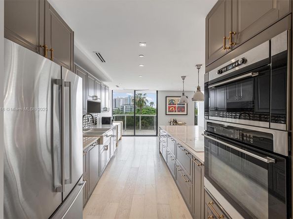 9 Island Ave 514, Miami Beach FL 33139