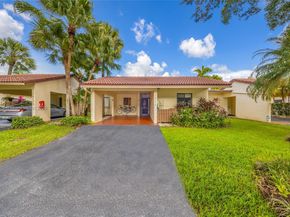 16175 Laurel Dr 27, Weston FL 33326