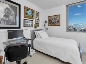 9055 SW 73rd Ct 1205, Miami FL 33156