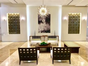 9055 SW 73rd Ct 1205, Miami FL 33156