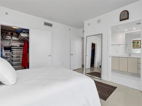 9055 SW 73rd Ct 1205, Miami FL 33156