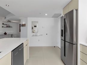 9055 SW 73rd Ct 1205, Miami FL 33156