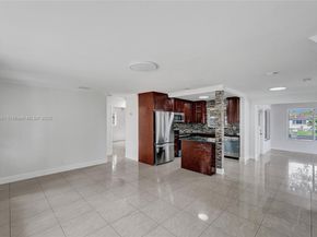 924 N 30th Rd, Hollywood FL 33021