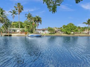 924 N 30th Rd, Hollywood FL 33021