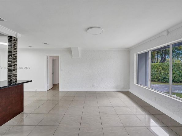 924 N 30th Rd, Hollywood FL 33021